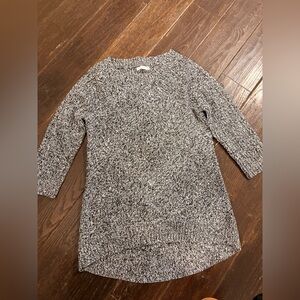 Cozy Marled Black & White shimery Women's Sweater